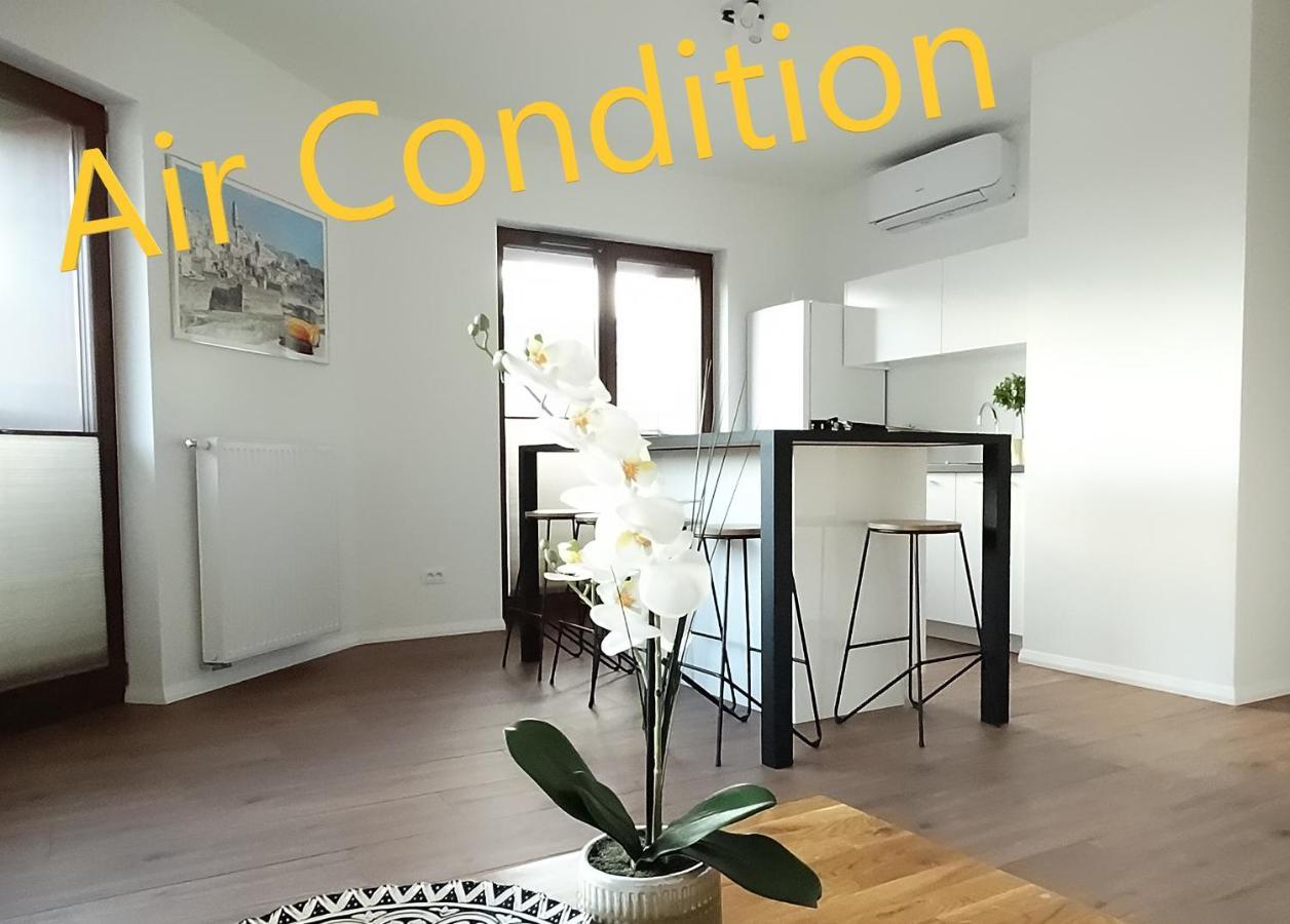 Central Port Warsaw Apartment Екстериор снимка